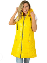 Učitajte sliku u preglednik galerije, Prsluk s kapuljačom