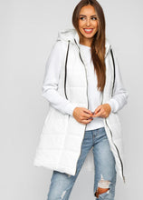 Učitajte sliku u preglednik galerije, Prsluk s kapuljačom