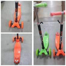 Učitajte sliku u preglednik galerije, Dječji romobil