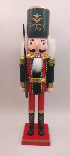 Drveni orašar 18–26 cm