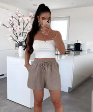 Učitajte sliku u preglednik galerije, Kratke hlače od gaze
