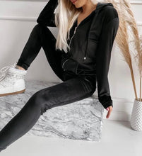 Učitajte sliku u preglednik galerije, Plišane trenirke
