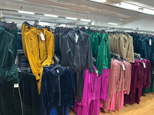 Učitajte sliku u preglednik galerije, Plišane trenirke
