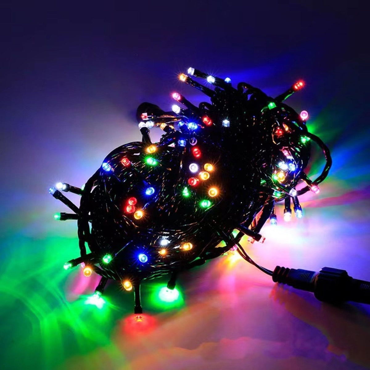 LED lampice za bor, zeleni kabel – višebojne