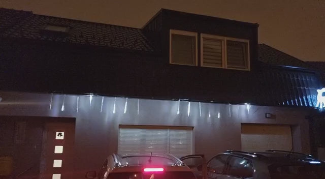 Meteor LED lampice – ledena kiša – video