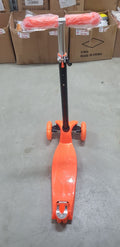 Dječji romobil s LED kotačima