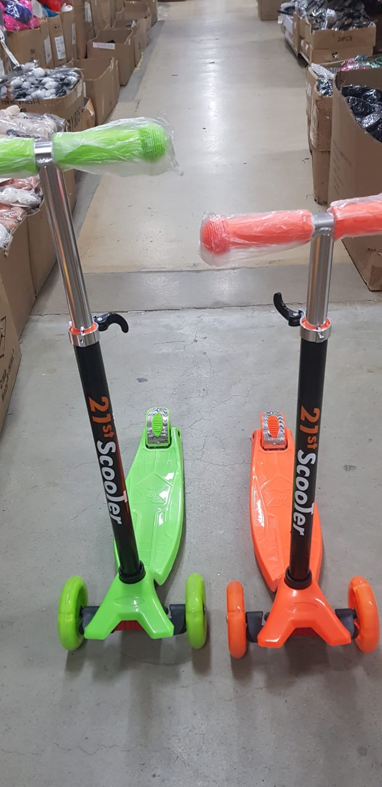 Dječji romobil s LED kotačima